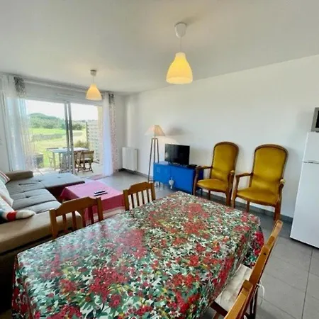 Quiberon, 3 Pieces, 5 Personnes - Fr-1-478-25 Apartmán Quiberon